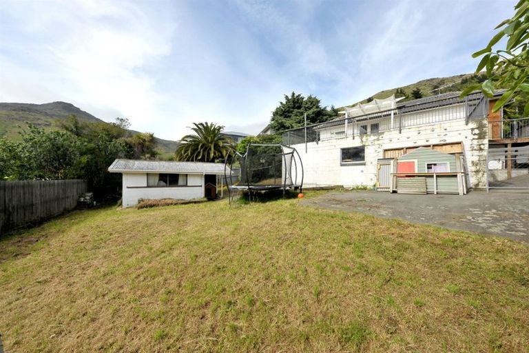 Photo of property in 19 Flinders Road, Heathcote Valley, Christchurch, 8022
