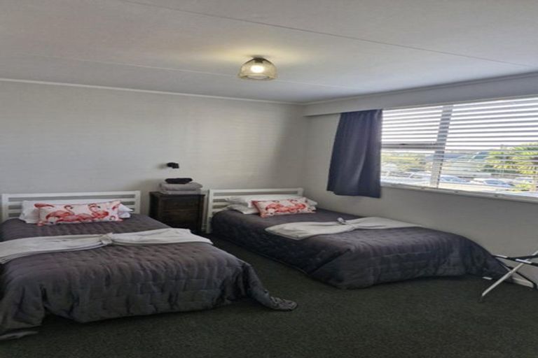 Photo of property in 5/56 Tukapa Street, Westown, New Plymouth, 4310