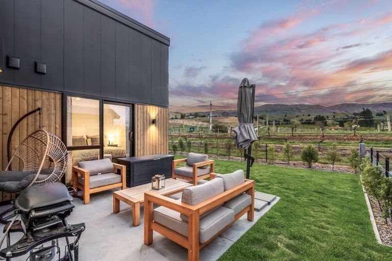 Photo of property in 95 Wooing Tree Avenue, Cromwell, 9310