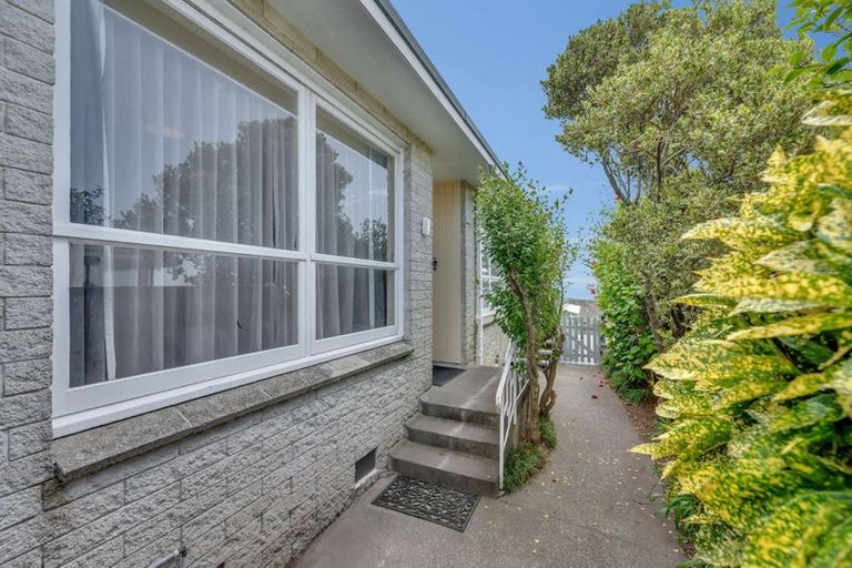 Photo of property in 9a Charles Street, Westshore, Napier, 4110