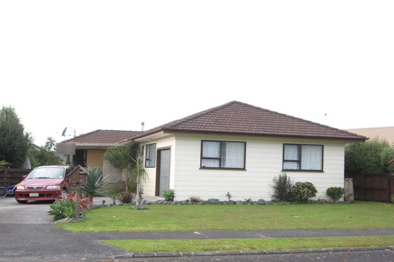 Photo of property in 9 Oakmont Place, Wattle Downs, Auckland, 2103