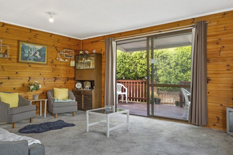 Photo of property in 12 Epping Place, Richmond Heights, Taupo, 3330