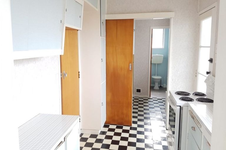 Photo of property in 179 Waimumu Road, Massey, Auckland, 0614