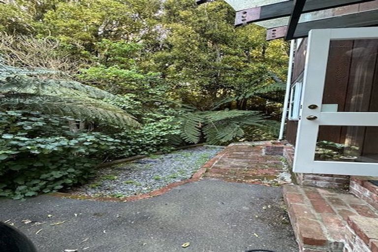 Photo of property in 33a Clutha Avenue, Khandallah, Wellington, 6035