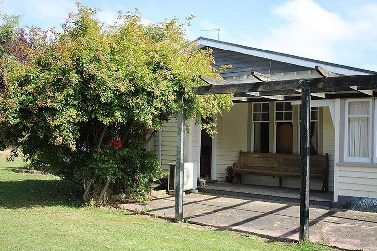 Photo of property in 260 Jacks Hill Road, Te Houka, Balclutha, 9273