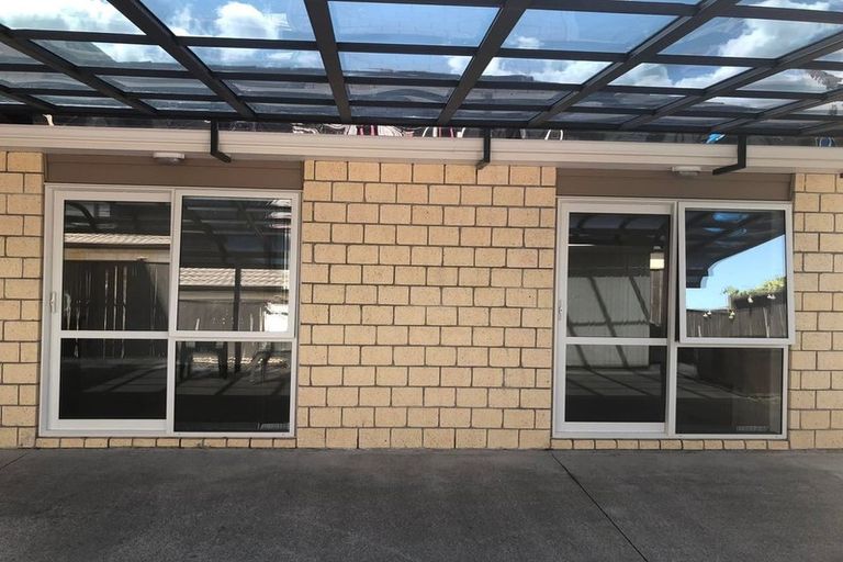 Photo of property in 13 Kerrykeel Drive, Flat Bush, Auckland, 2019