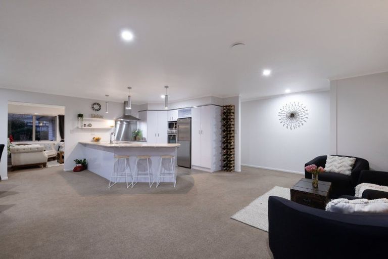 Photo of property in 28 Tuscany Place, Ohauiti, Tauranga, 3112