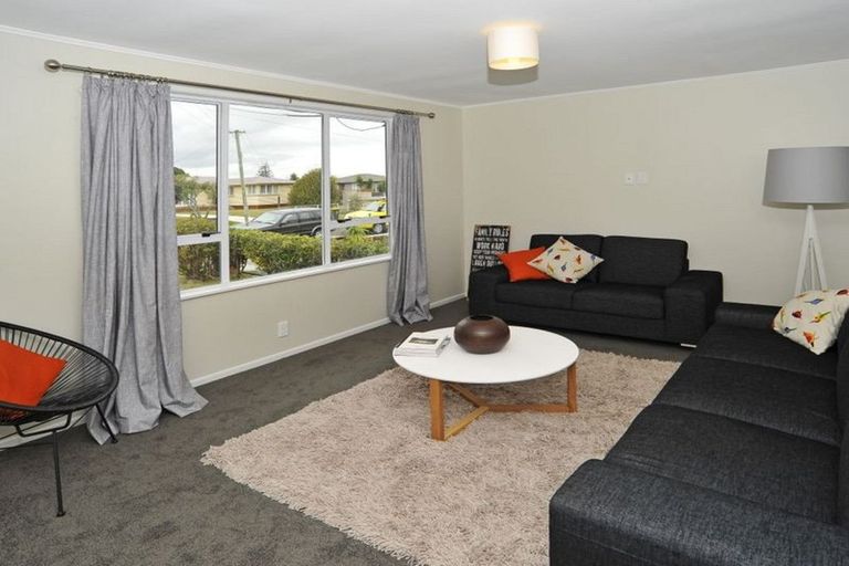 Photo of property in 27 Beaumonts Way, Manurewa, Auckland, 2102