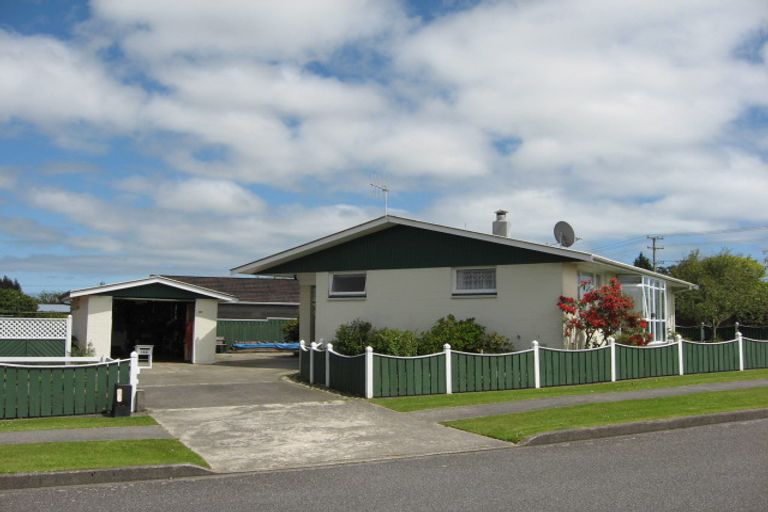 Photo of property in 148 Peel Street, Westport, 7825