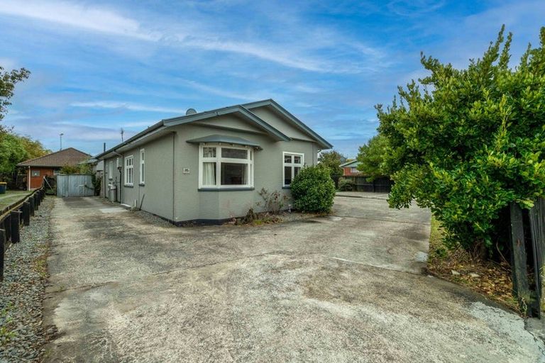 Photo of property in 35 Hei Hei Road, Hei Hei, Christchurch, 8042