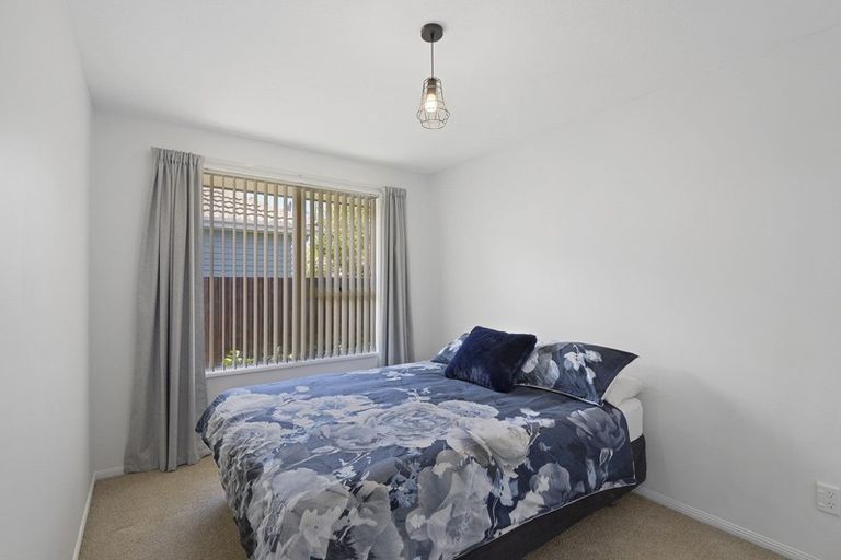 Photo of property in 1/27 Sledmere Street, Burnside, Christchurch, 8053