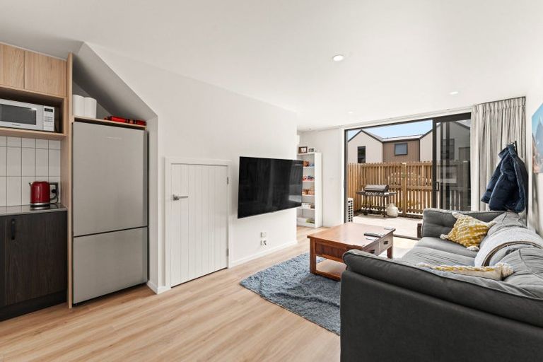 Photo of property in 16 Dallas Lane, Caversham, Dunedin, 9012