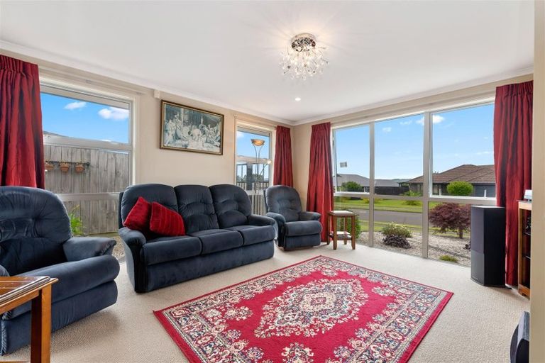 Photo of property in 47 Hamon Place, Pukehangi, Rotorua, 3015