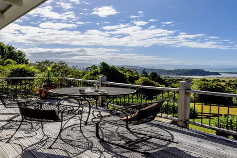 Photo of property in 100 Rocklands Road, Clifton, Takaka, 7183