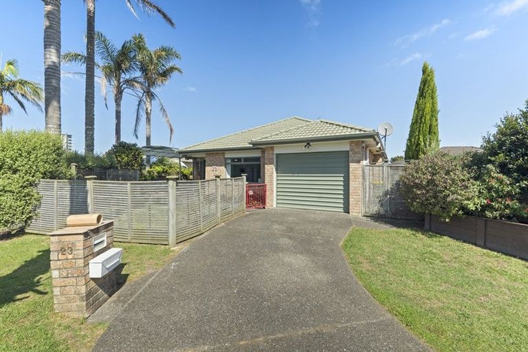 Photo of property in 23 Dan Tori Place, Orewa, 0931