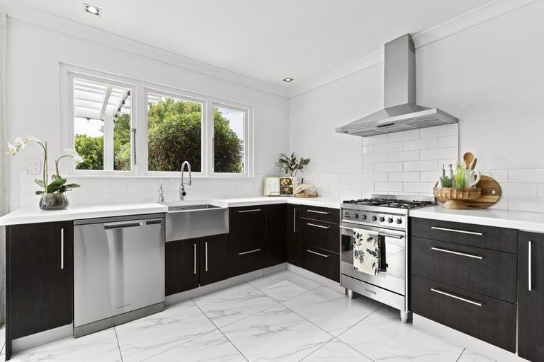 Photo of property in 293a Carrington Street, Vogeltown, New Plymouth, 4310