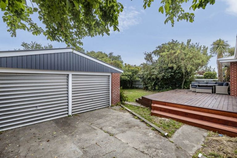 Photo of property in 28 Ashgrove Street, Rangiora, 7400