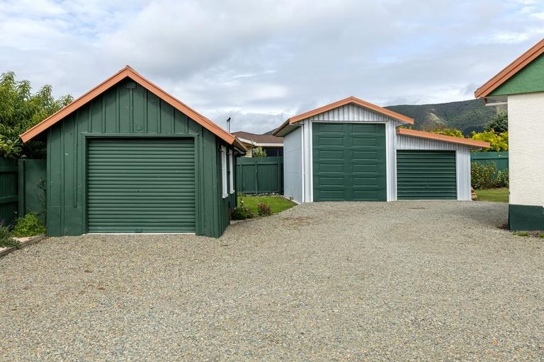 Photo of property in 187 Queen Street, Waimate, 7924