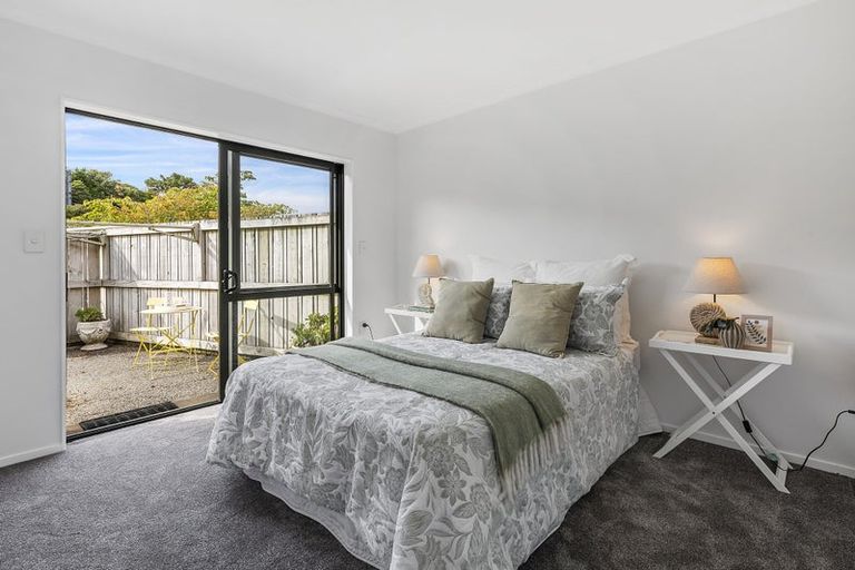 Photo of property in Redwood Village, 25/42 Main Road, Tawa, Wellington, 5028
