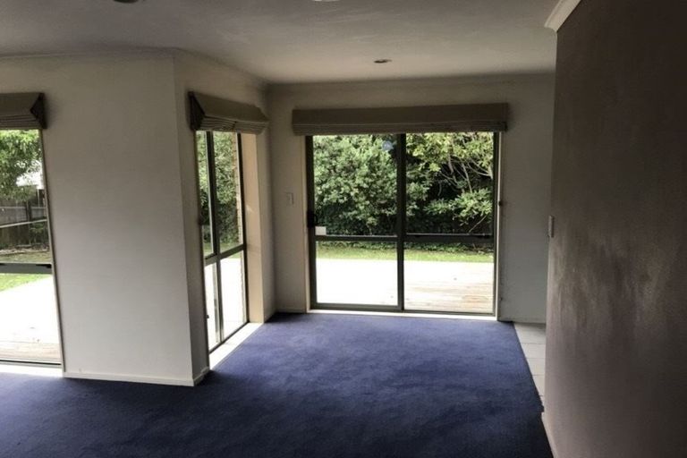 Photo of property in 31a Flanshaw Road, Te Atatu South, Auckland, 0610