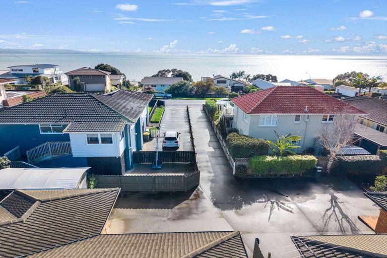 Photo of property in 50a Torkar Road, Clarks Beach, 2122