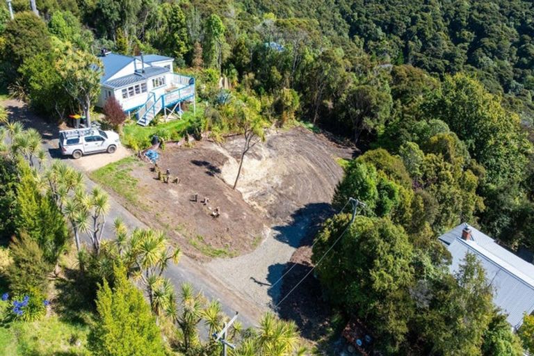 Photo of property in 16 Rowland Street, Osborne, Port Chalmers, 9081