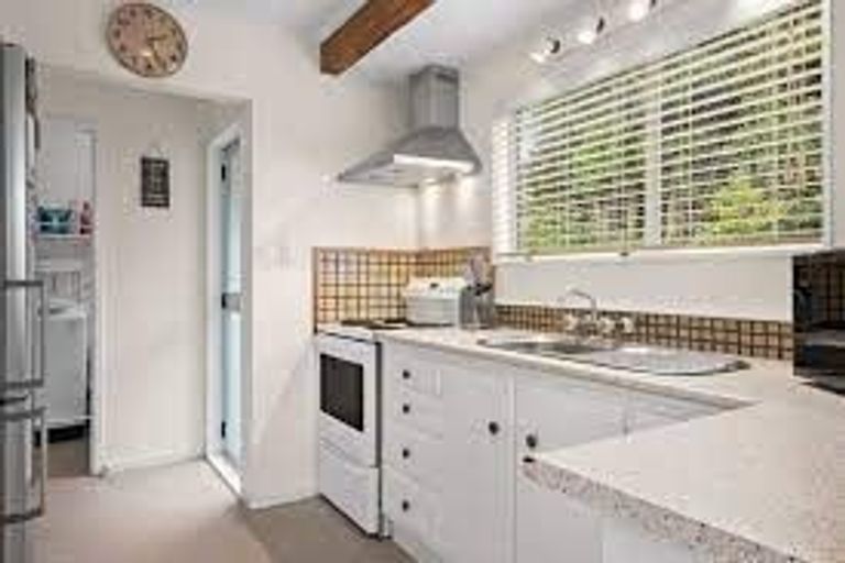 Photo of property in 17 Stredwick Drive, Torbay, Auckland, 0630