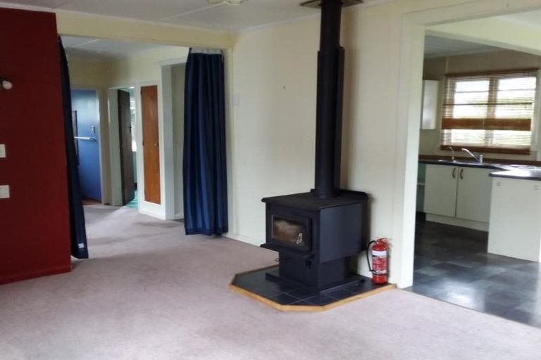 Photo of property in 38 Tipahi Street, Nelson South, Nelson, 7010