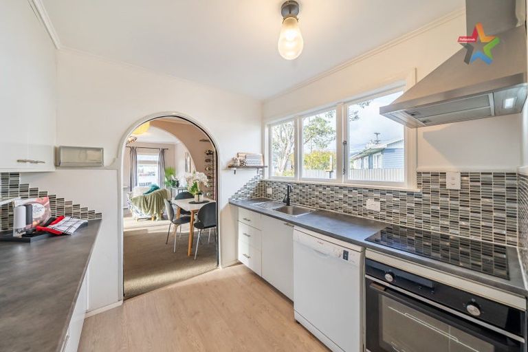 Photo of property in 3 Totara Street, Wainuiomata, Lower Hutt, 5014