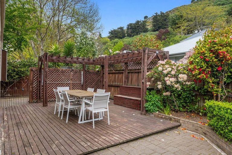 Photo of property in 1/84 Bowenvale Avenue, Cashmere, Christchurch, 8022