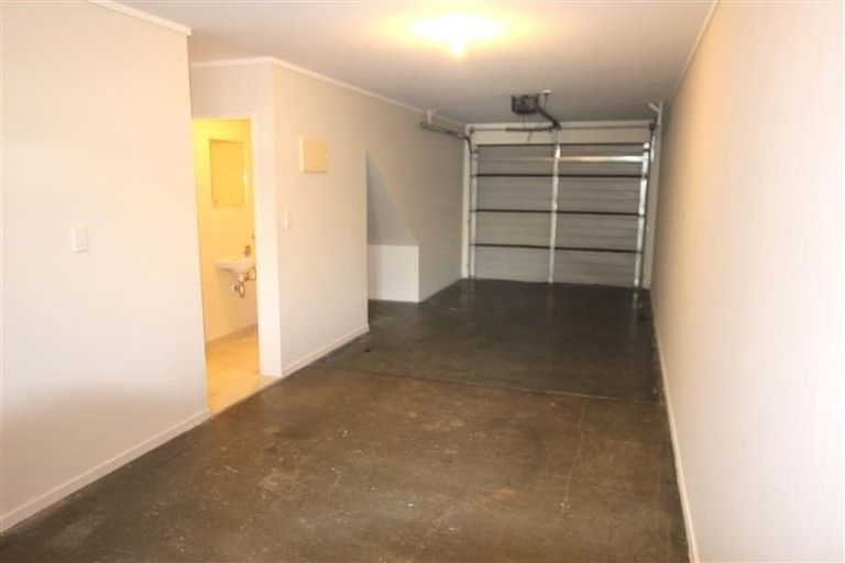 Photo of property in 86d Naylors Drive, Mangere, Auckland, 2022