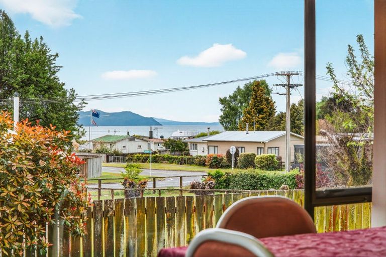 Photo of property in 3 Te Moho Street, Motuoapa, 3382