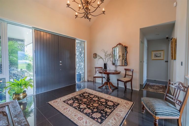 Photo of property in 140 Howden Street, Te Anau, 9600