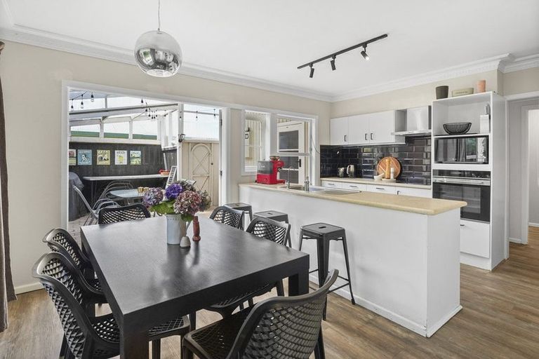 Photo of property in 191a Otumoetai Road, Brookfield, Tauranga, 3110