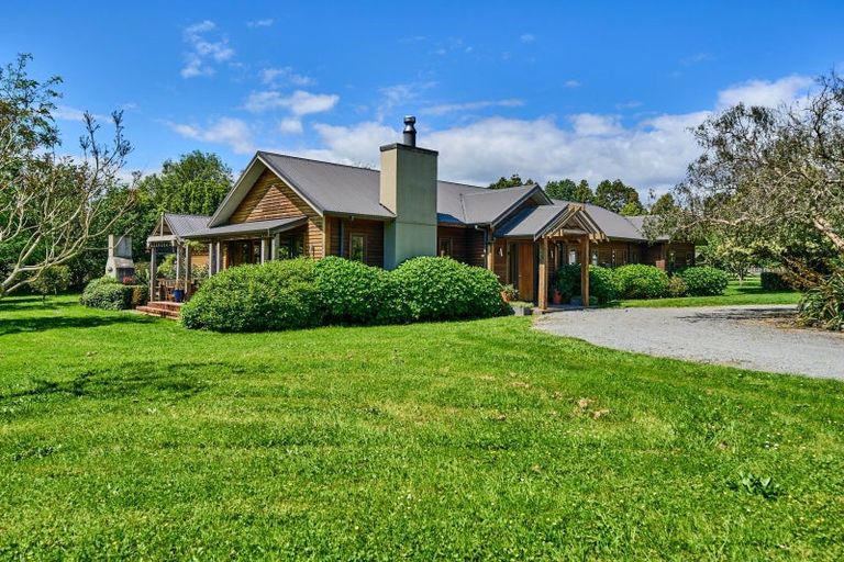 Photo of property in 96 Arcus Road, Te Horo, Otaki, 5582