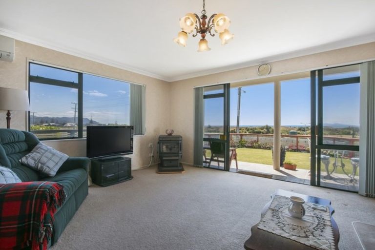 Photo of property in 142 Seaforth Road, Waihi Beach, 3611