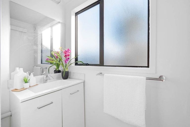 Photo of property in 7/10 Ridge Road, Howick, Auckland, 2014