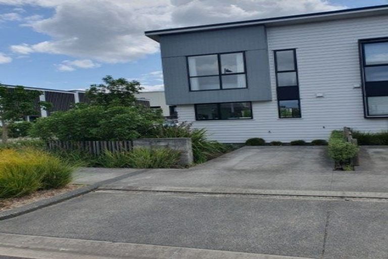 Photo of property in 60 Mapou Road, Hobsonville, Auckland, 0616