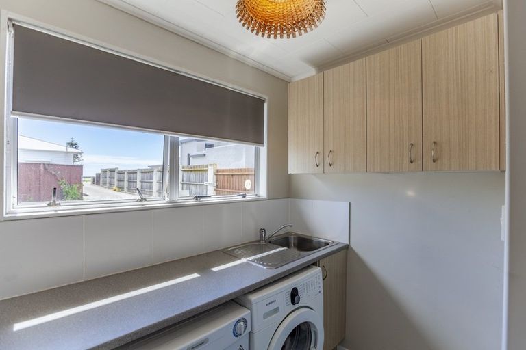 Photo of property in 67a The Esplanade, Westshore, Napier, 4110