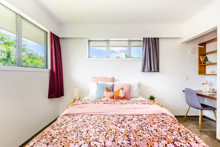 Photo of property in 40 Te Rauparaha Street, Otaki, 5512