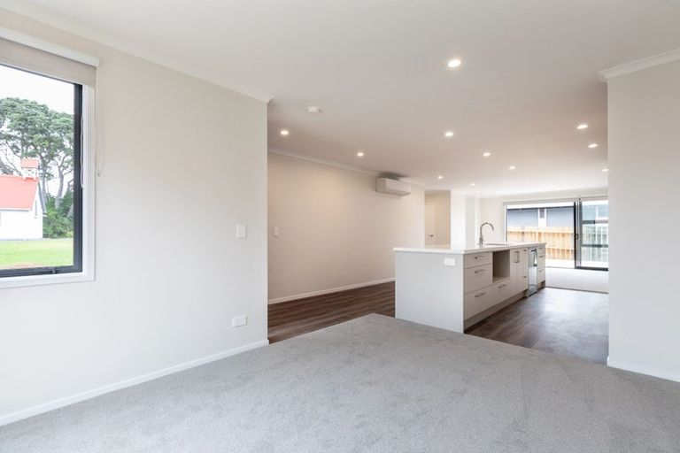 Photo of property in 8 Henui Street, Strandon, New Plymouth, 4312