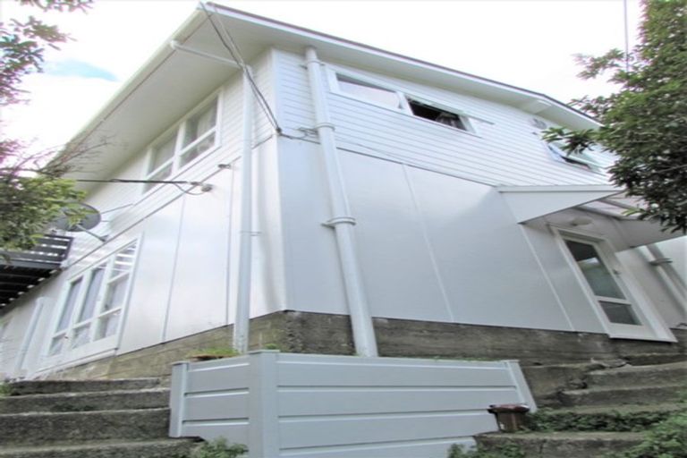 Photo of property in 33 Croydon Street, Karori, Wellington, 6012