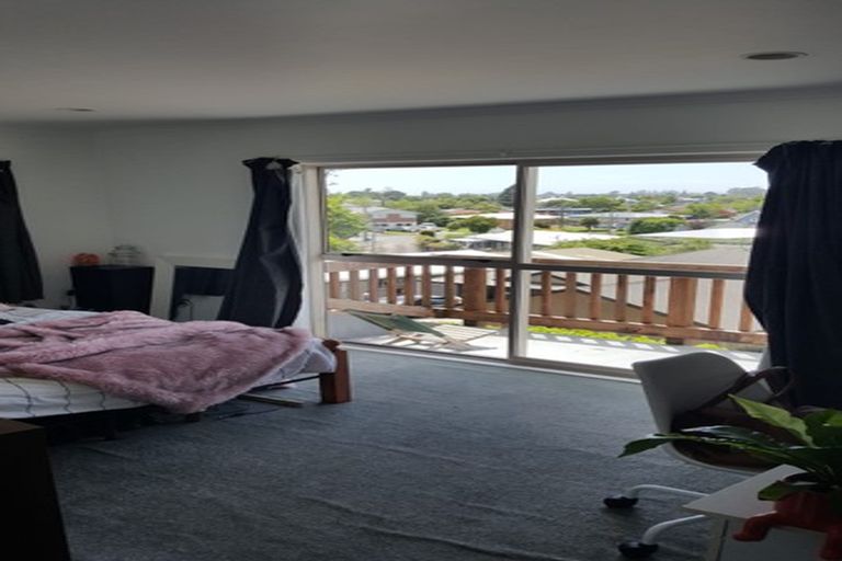 Photo of property in 84e Hillcrest Road, Hillcrest, Hamilton, 3216