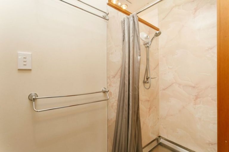 Photo of property in 2/16 Puriri Street, Hilltop, Taupo, 3330