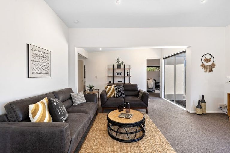 Photo of property in 11 Linkwater Way, Parklands, Christchurch, 8083