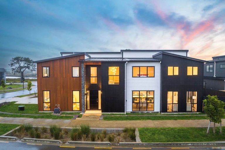 Photo of property in 45 Evergreen Parade, Rosehill, Papakura, 2113