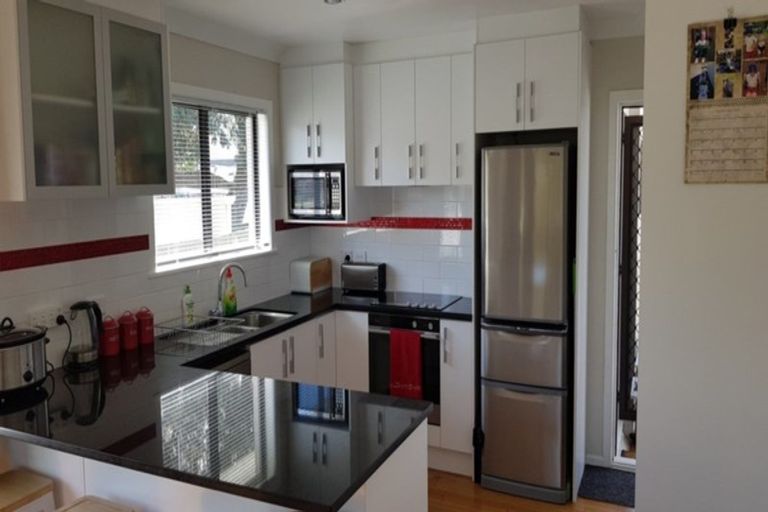 Photo of property in 38 Crawford Avenue, Mangere Bridge, Auckland, 2022