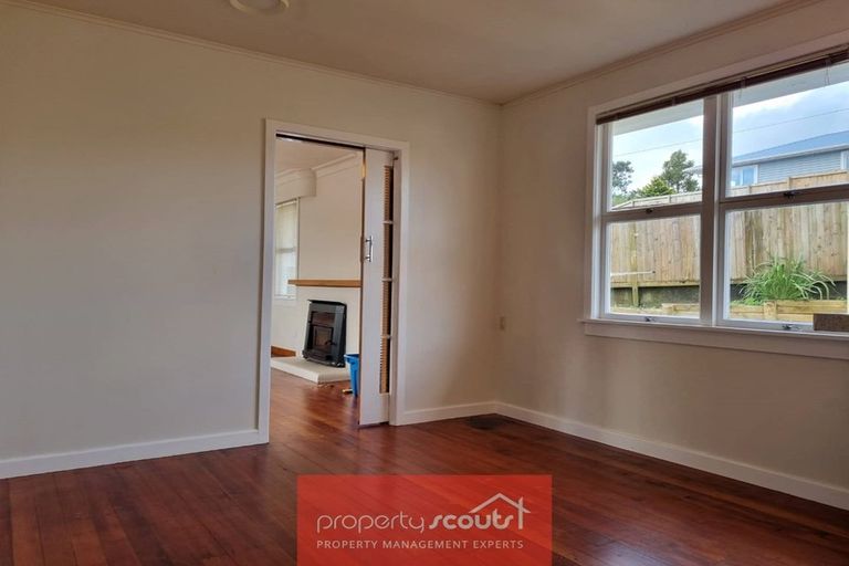 Photo of property in 5 Pembroke Street, Westown, New Plymouth, 4310