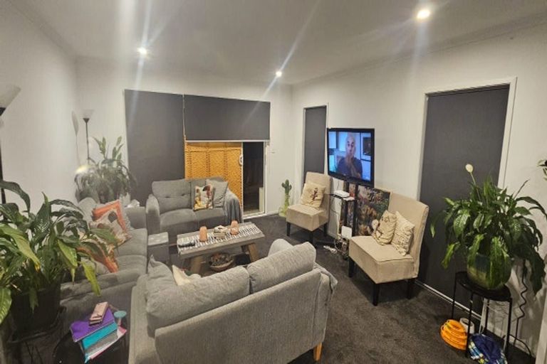 Photo of property in 29a Onslow Road, Papakura, 2110