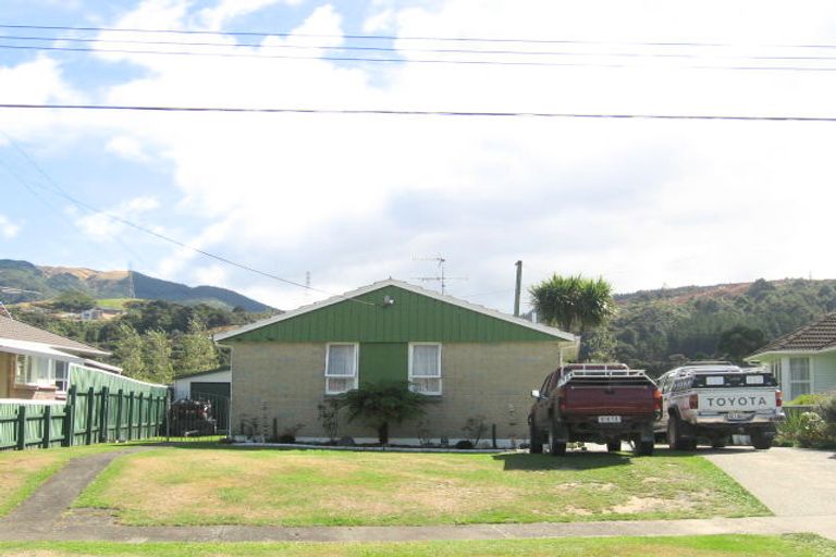 Photo of property in 10 Mary Crescent, Elderslea, Upper Hutt, 5018